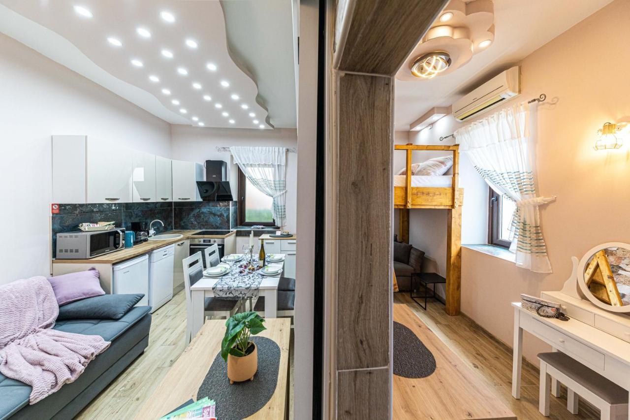 Apartments Keka Kaštela Εξωτερικό φωτογραφία